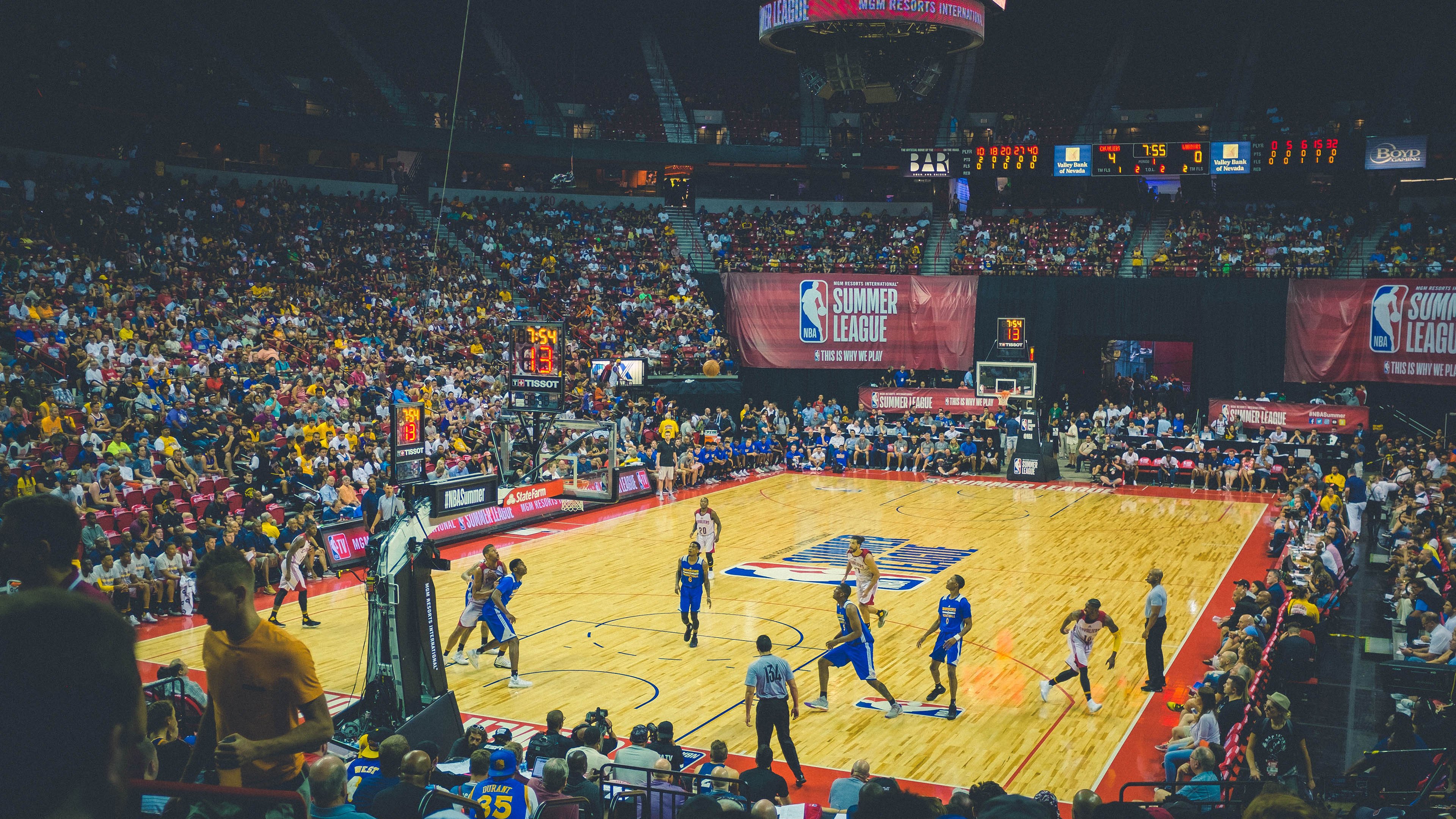 爱游戏体验-中国篮球从输球中找差距比结果更看过程，中国篮球输在哪里